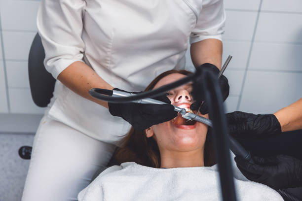 Best Broken or Cracked Tooth Emergency Dentist in Bloomington, CA